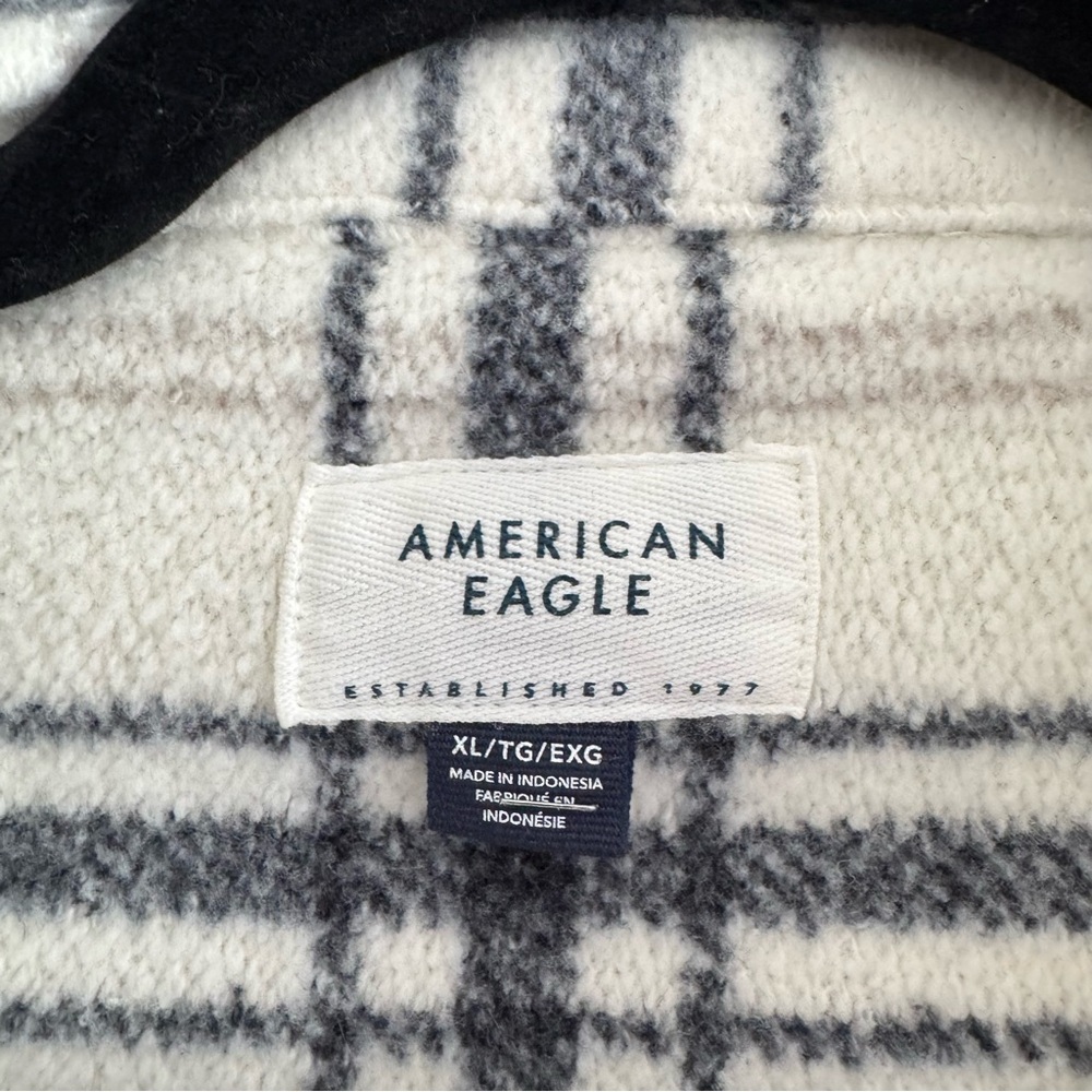 AE Oversized Plaid Fleece & Love Shacket XL - Picture 6 of 7
